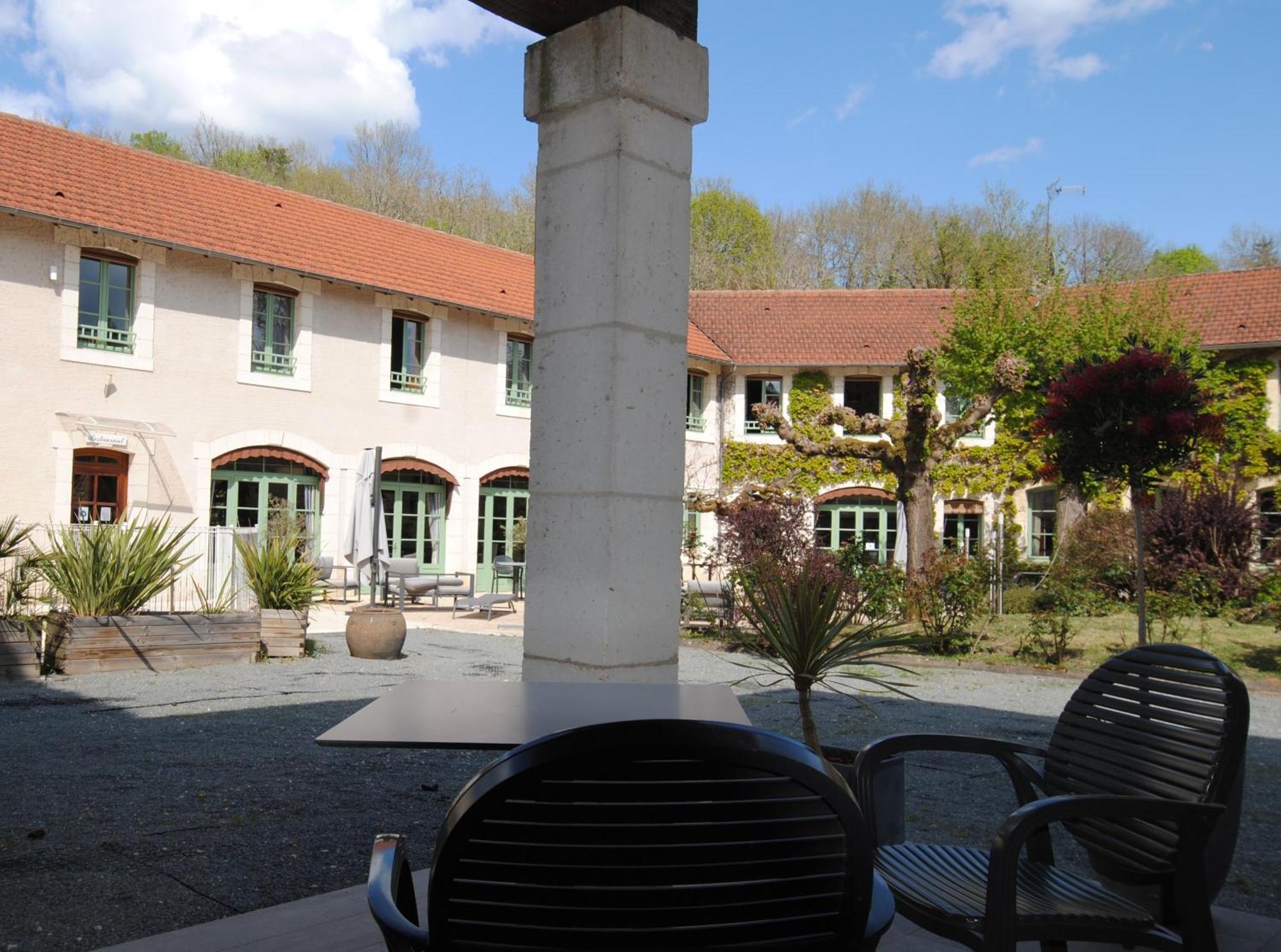 Logis Hostellerie Du Perigord Vert Brantôme Exteriör bild