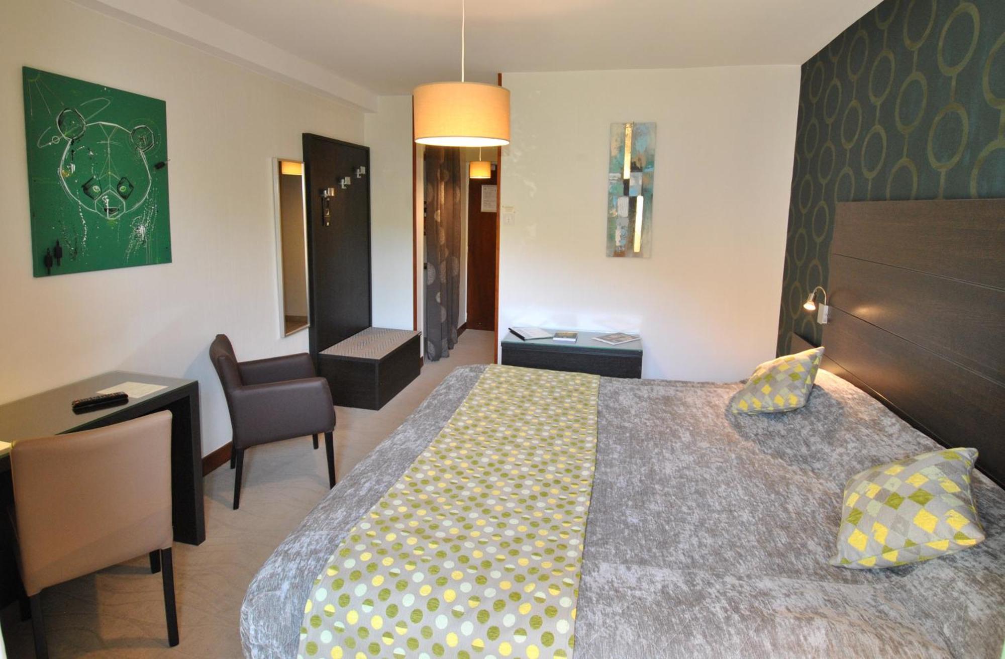 Logis Hostellerie Du Perigord Vert Brantôme Exteriör bild